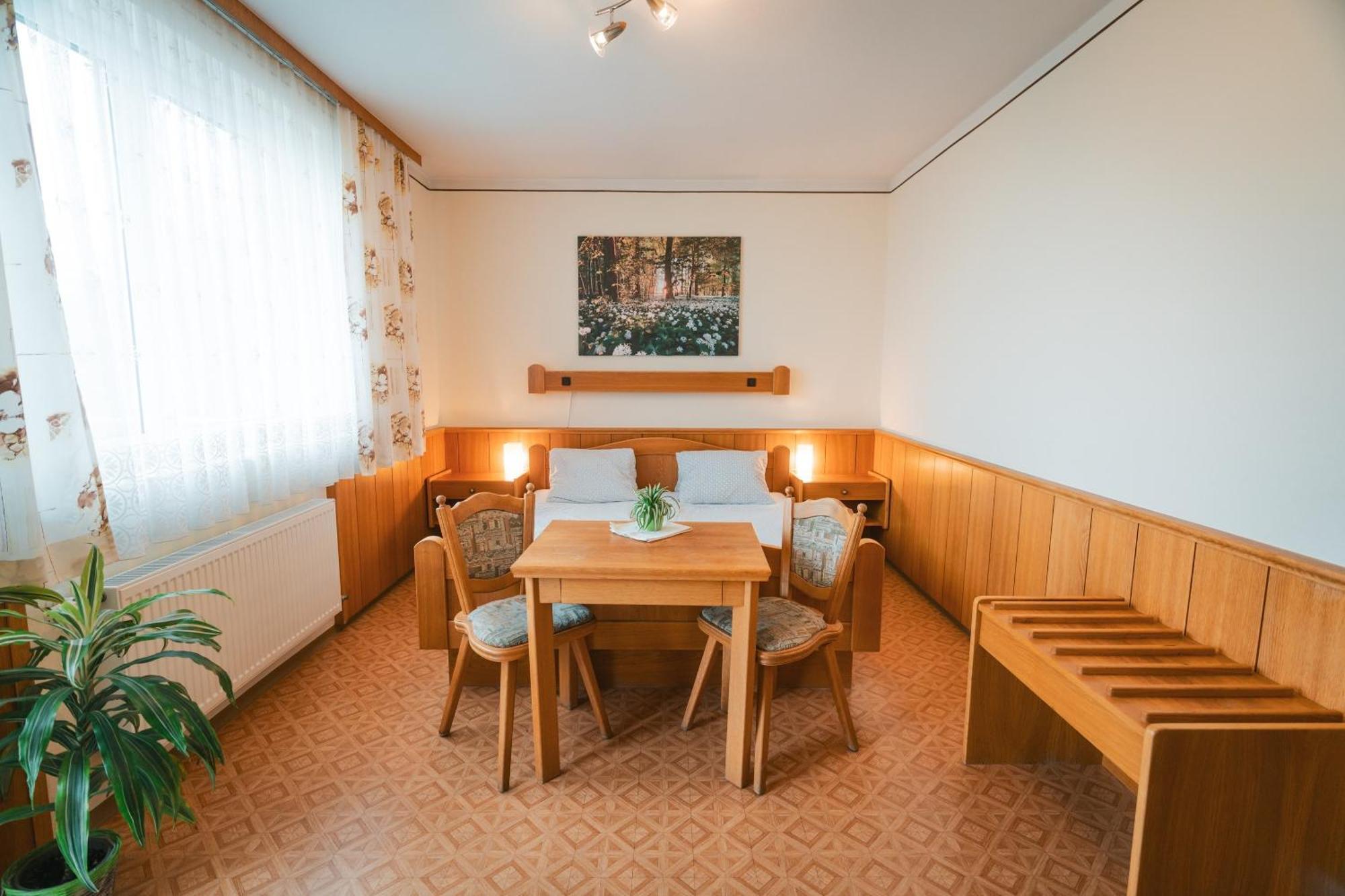 Gasthaus Bauer Grafenschlag Εξωτερικό φωτογραφία